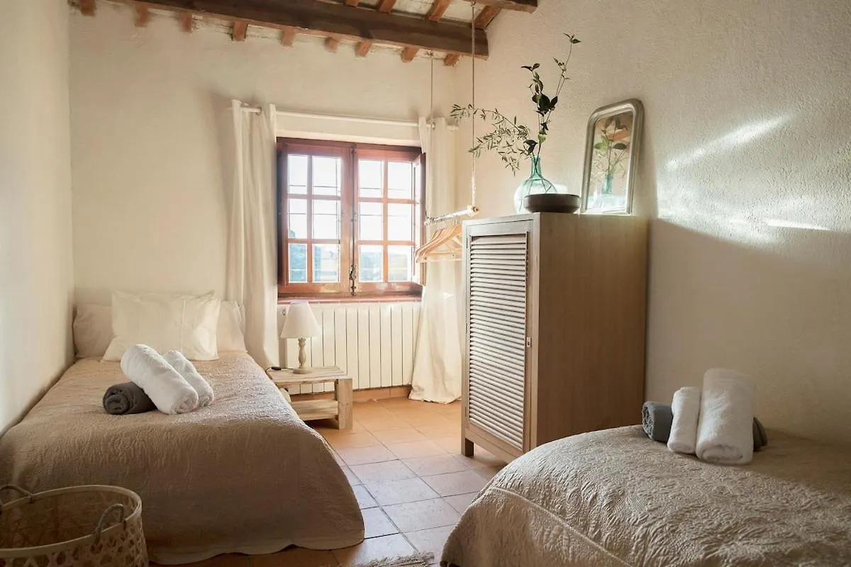Luxury Villa, Host Up 20 To 28 Guests, Pool, Beach 3Km Cunit