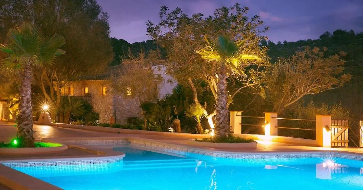 Luxury Villa, Host Up 20 To 28 Guests, Pool, Beach 3Km Cunit