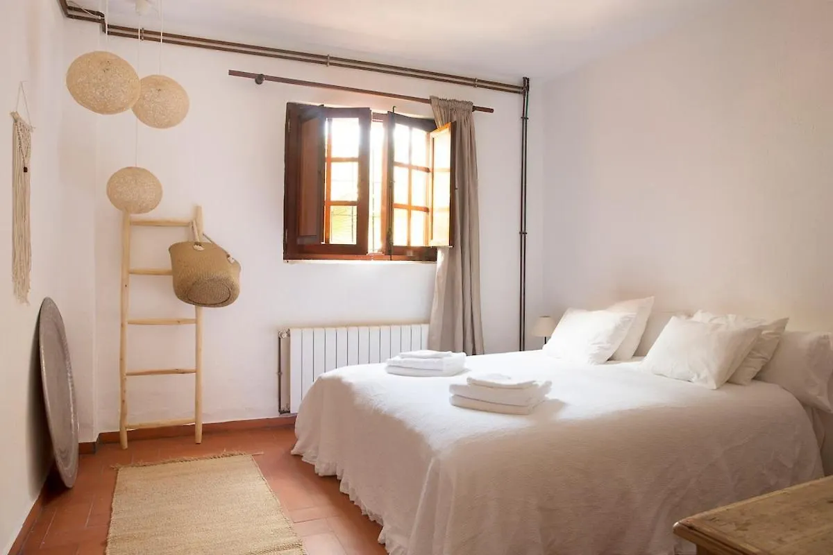 Luxury Villa, Host Up 20 To 28 Guests, Pool, Beach 3Km Cunit Villa