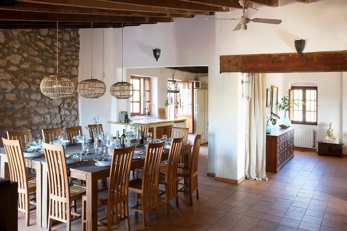 Villa Luxury Villa, Host Up 20 To 28 Guests, Pool, Beach 3Km Cunit